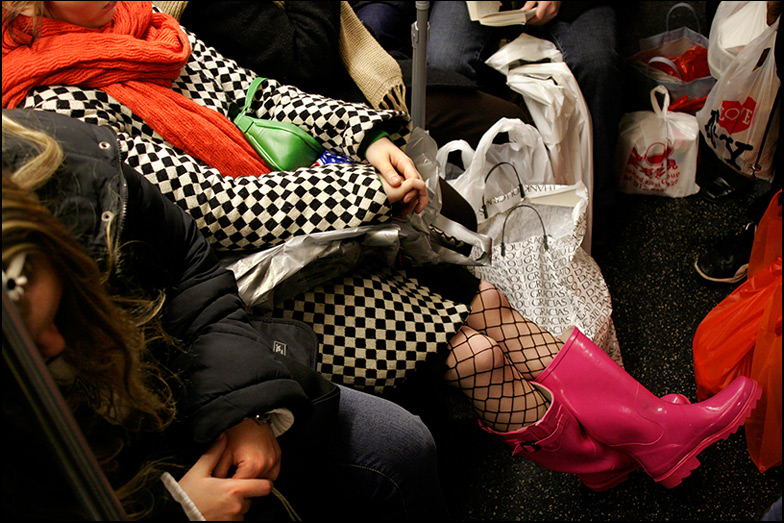 D Train ~ Over the Manhattan Bridge ~ 6:50pm - Click for next Image