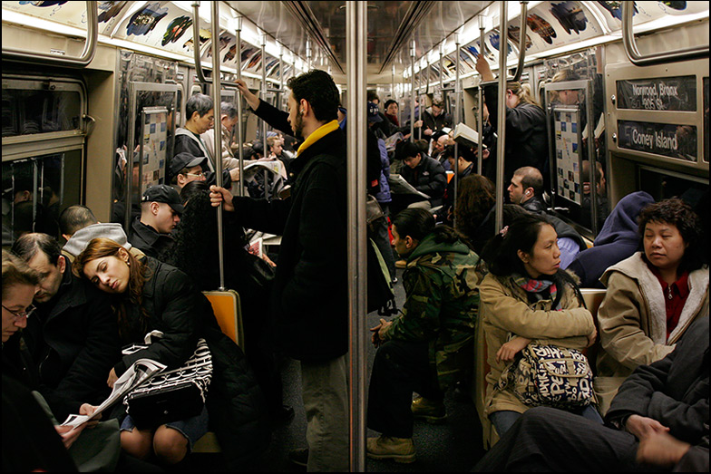 D Train ~ Manhattan Bridge ~ 6:45pm - Click for next Image