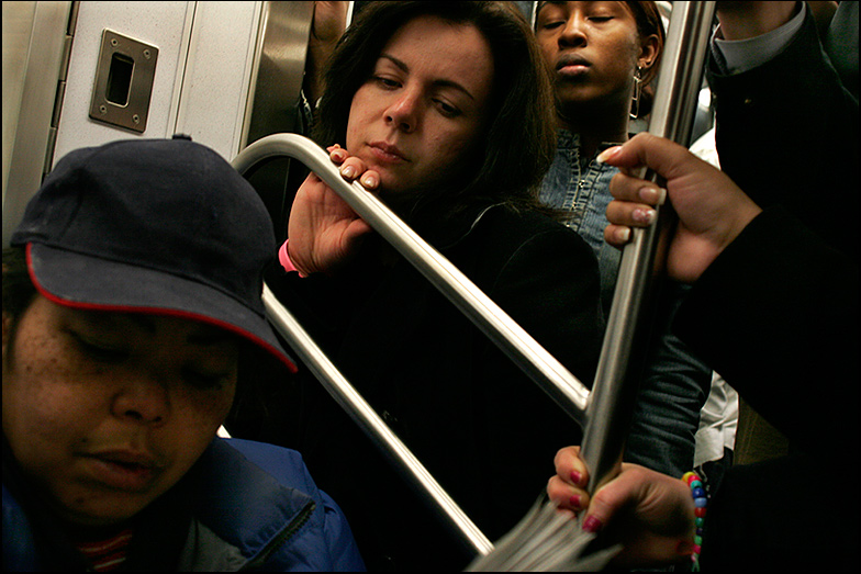 4 Train ~ before 14th st ~ 5:30pm - Click for next Image