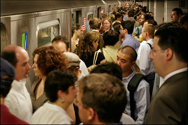 Grand Central Station ~ 6:10am - Click for next Image