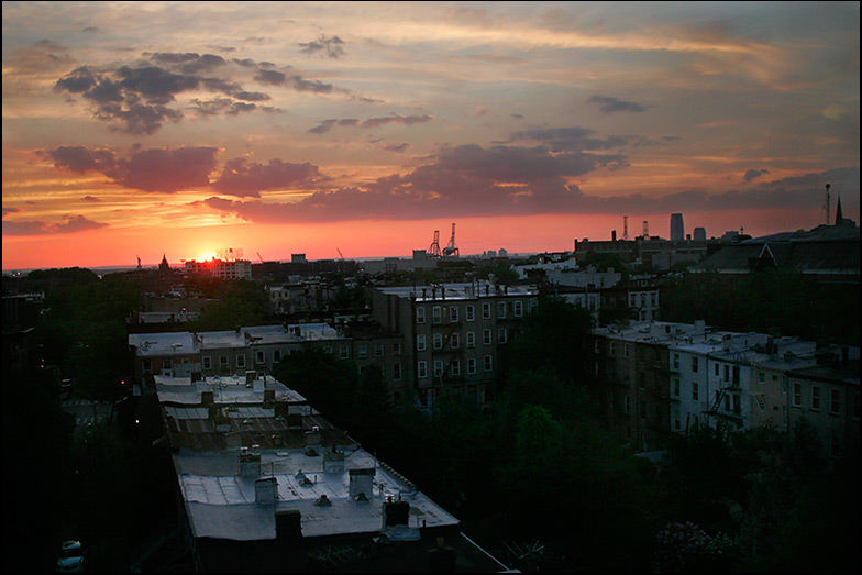 F train ~ sitting over Carroll Gardens ~ 8pm - Click for next Image