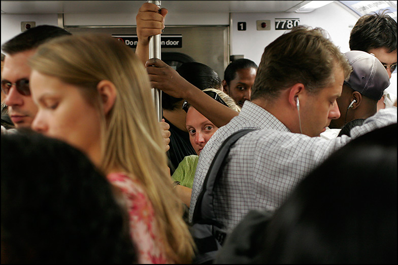 4 Train ~ Grand Central Station ~ 6:05pm - Click for next Image