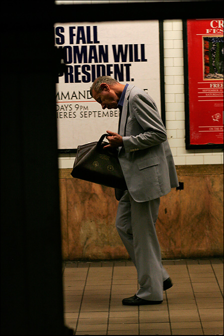 Nassau Street ~ 9am - Click for next Image