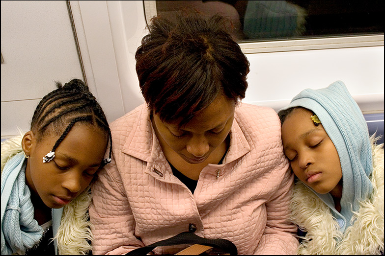 5 Train ~ Union Station ~ 6:45pm - Click for next Image