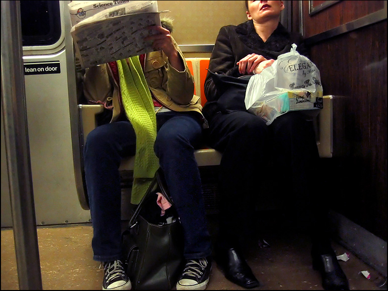 F train ~ Smith & 9th street ~ 7:15pm - Click for next Image