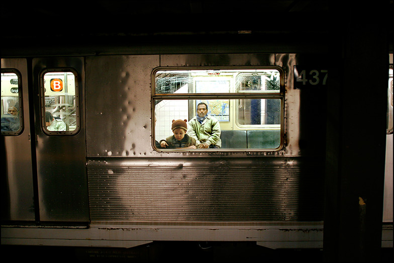 B train ~ Broadway/Lafayette street station ~ 5:30pm - Click for next Image