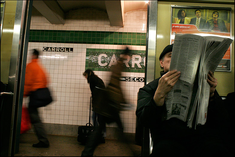 F Train ~ Carroll St. ~ 6:35pm - Click for next Image