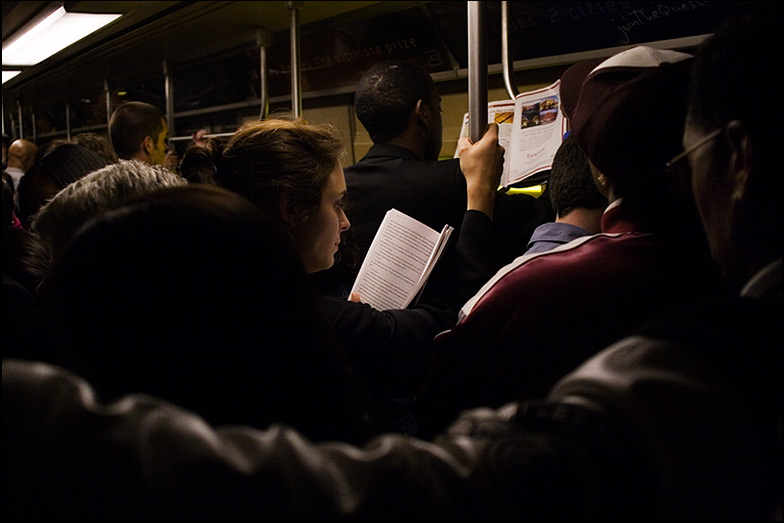 A Train ~ High St. ~ 6:50pm - Click for next Image