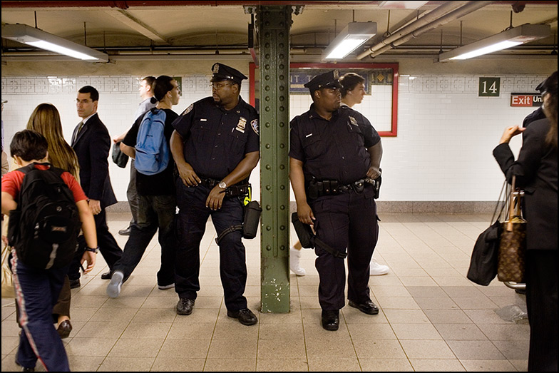 Union Square Station ~ 6:25pm - Click for next Image