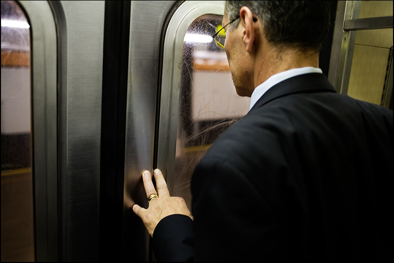 F Train ~ 15th Street Prospect Park ~ 6:45pm - Click for next Image