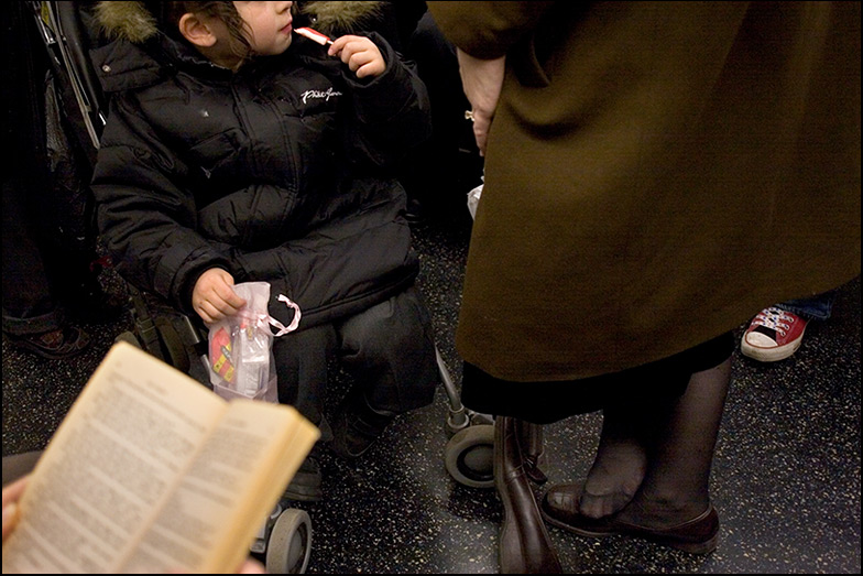 N Train ~ Canal St. ~ 6:05pm - Click for next Image