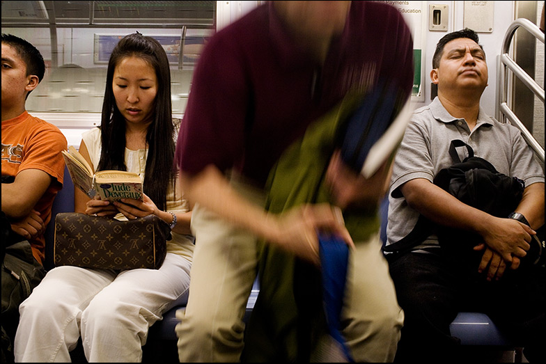 4 Train ~ City bound ~ 9:15am - Click for next Image