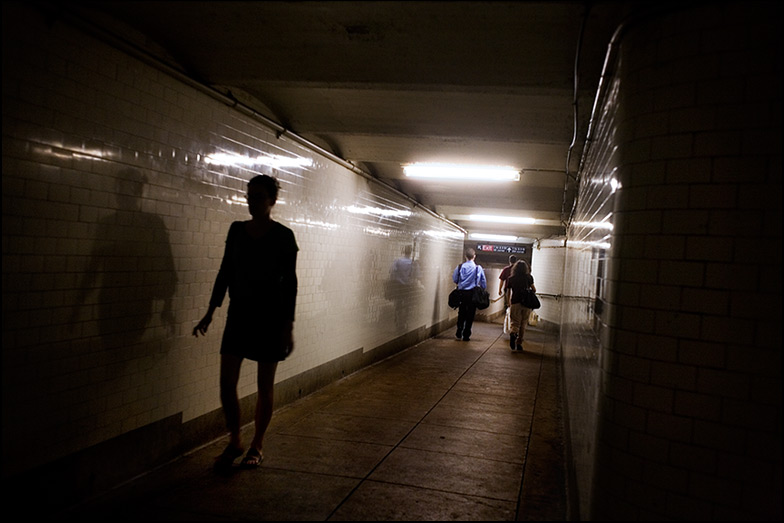 7th Ave ~ Brooklyn~ 6:55pm - Click for next Image