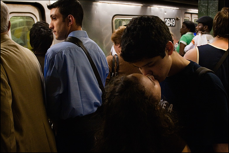 N Train ~ Union Square ~ 6:15pm - Click for next Image