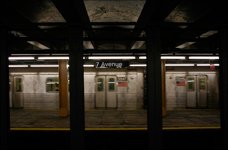 F Train ~ 7th Ave, Bklyn ~ 8:50am - Click for next Image