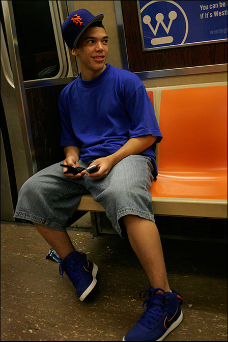 F train ~ 4th Ave. Brooklyn ~ 7:30pm - Click for next Image