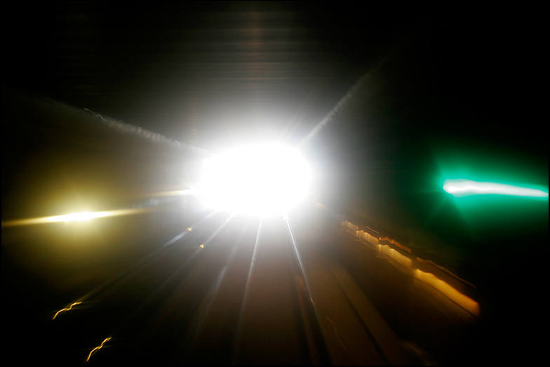 D Train ~ Manhattan Bridge approach ~ 9:20am - Click for next Image