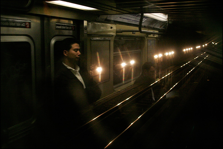N Trian ~ Into Brooklyn ~ 6:30pm - Click for next Image