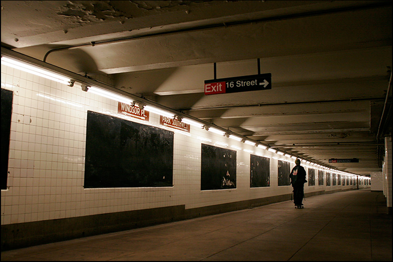 15th st. Prospect Park ~ 6:45pm - Click for next Image