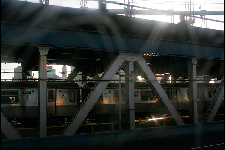 R Train ~ Manhattan Bridge ~ 6:45pm - Click for next Image
