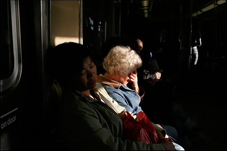 N Train ~ Manhattan Bridge ~ 6:40am - Click for next Image